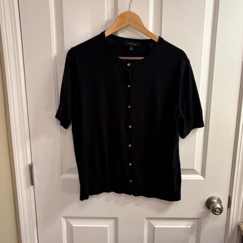 L.L. Bean Black Short Sleeve Tee